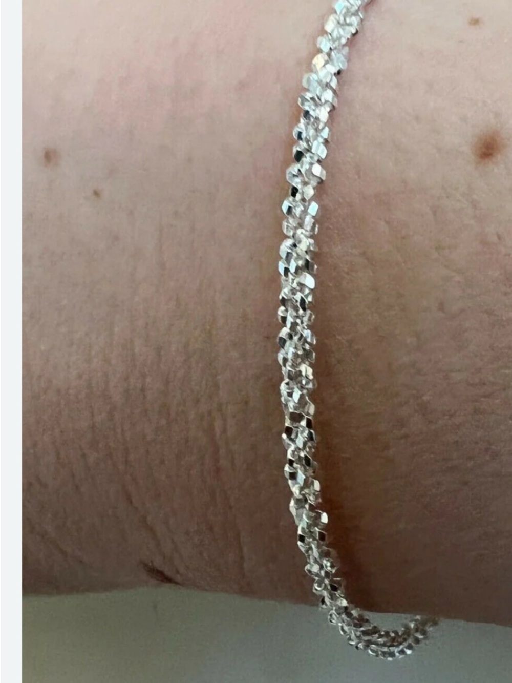Timeless Women's Silver Chain Bracelet with Lobster Clasp